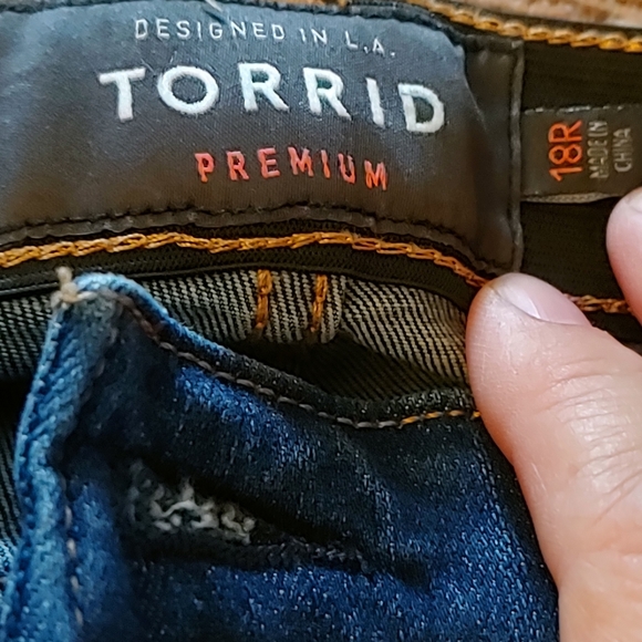 Jeans - Picture 3 of 5